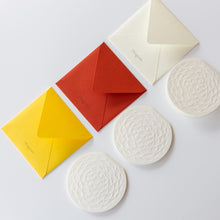 画像をギャラリービューアに読み込む, オンラインショップ限定セット 菊寿糖「白」紙箱・20個入りと菊寿の便り