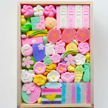 画像をギャラリービューアに読み込む, 園の賑い（そののにぎわい）季節によって内容が変わります
